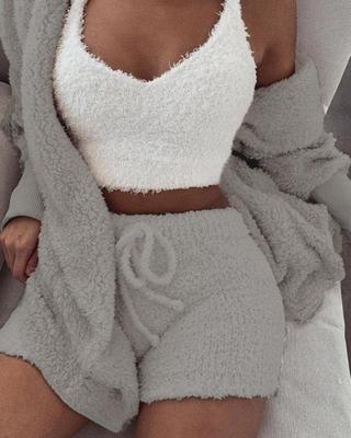 Liv pyjama dames 3-delig crop top shorts vest VillanoMode