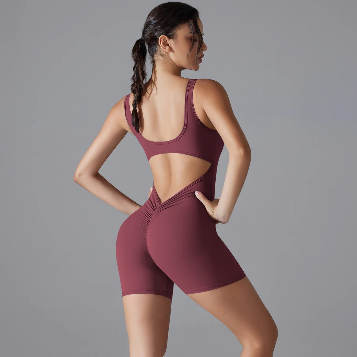 Rode sportieve damesjumpsuit voor training