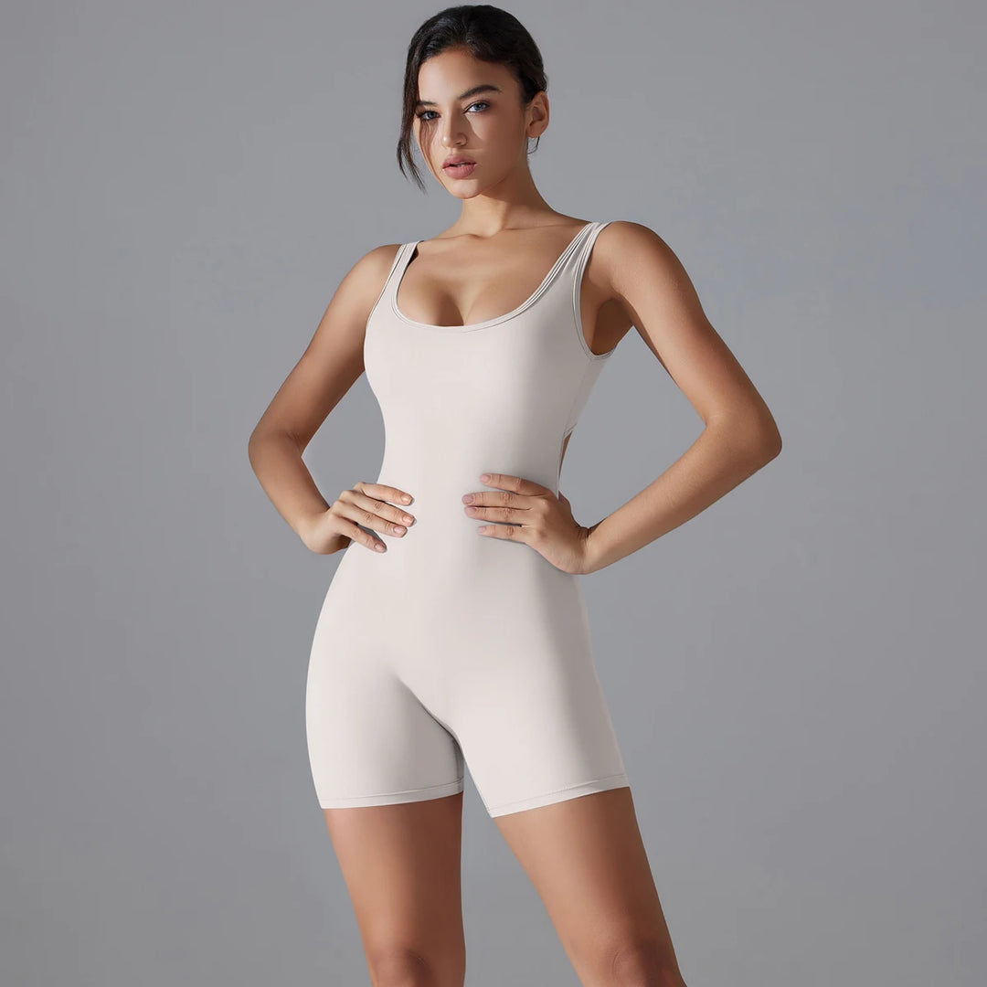 Witte Nova jumpsuit sport outfit V-rug